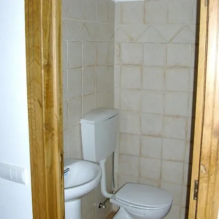 Historical 4 - Bedroom In Alcobaça