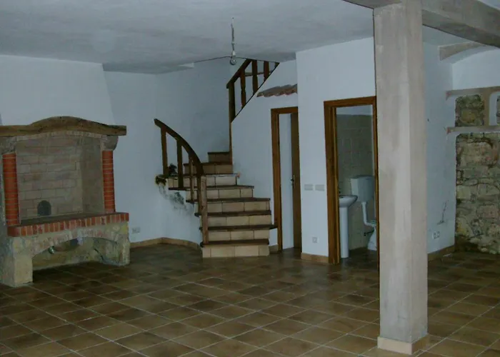 Historical 4 - Bedroom In *