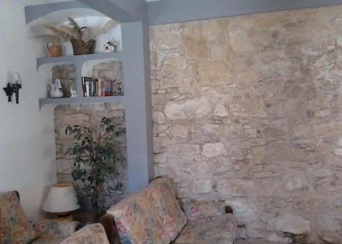 Вилла Historical 4 - Bedroom In