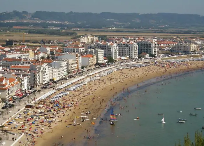 Historical 4 - Bedroom In *